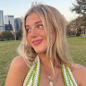 Meet your Posher, Elly